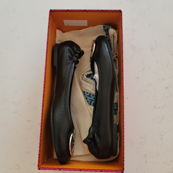 Tory Burch Reva Flats - Picture 9 of 12